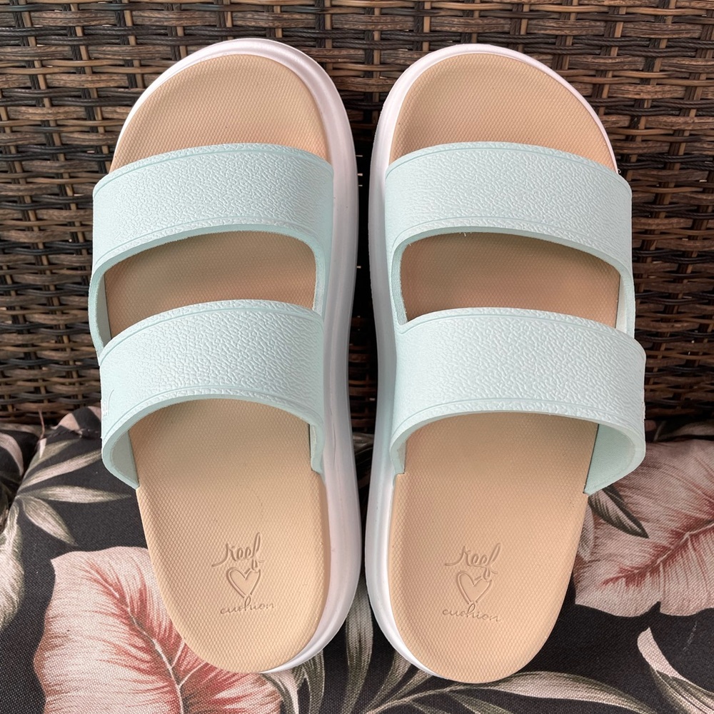 REEF WOMENS SIERRA 2 BAR PLATFORM SLIDE SANDAL Pale
Blue 8